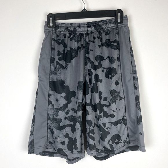UNDER ARMOUR Camo Shorts Loose Fit Men’s S Black Gray - Picture 1 of 6